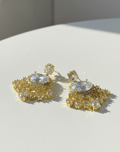 ✨💎 Radiant Halo Round Studs – Premium Chandelier Earrings | Silver & Gold 🌟👰